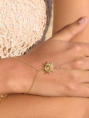 Gold Sun Charm Anklet Bracelet